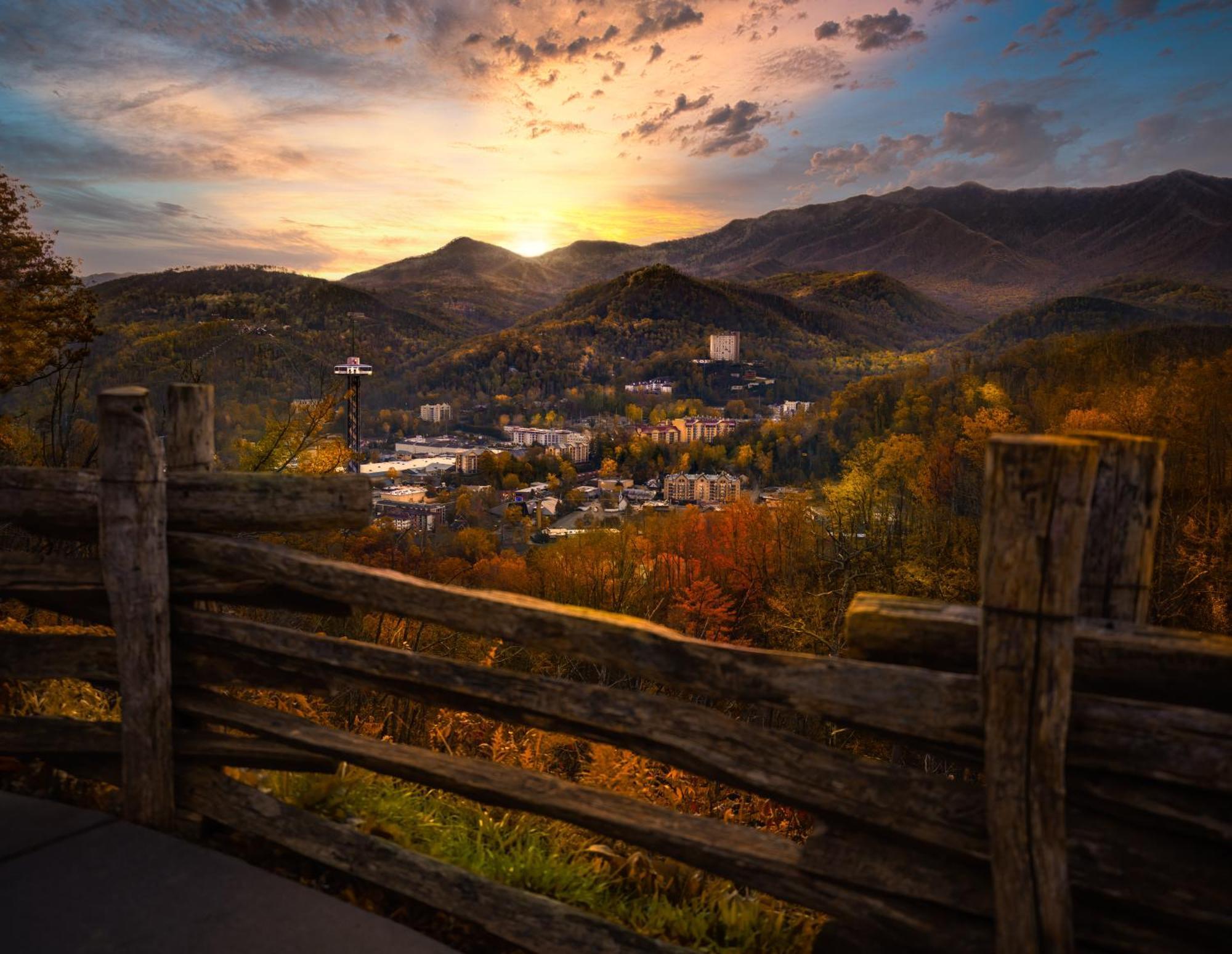 Alpine Joy-Hot Tub, Pond Access ,1089 Of Free Tickets For Each Paid Day, Dollywood And More! Townsend Esterno foto