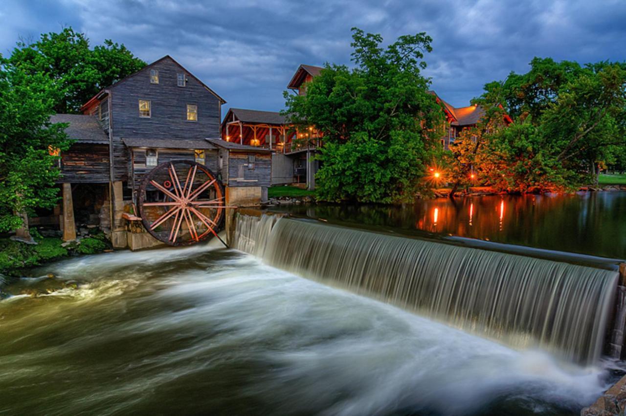 Alpine Joy-Hot Tub, Pond Access ,1089 Of Free Tickets For Each Paid Day, Dollywood And More! Townsend Esterno foto